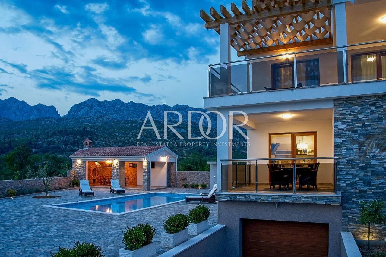 House For sale -  Seline