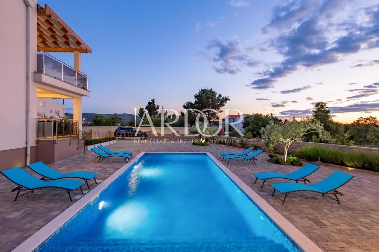 House For sale -  Seline