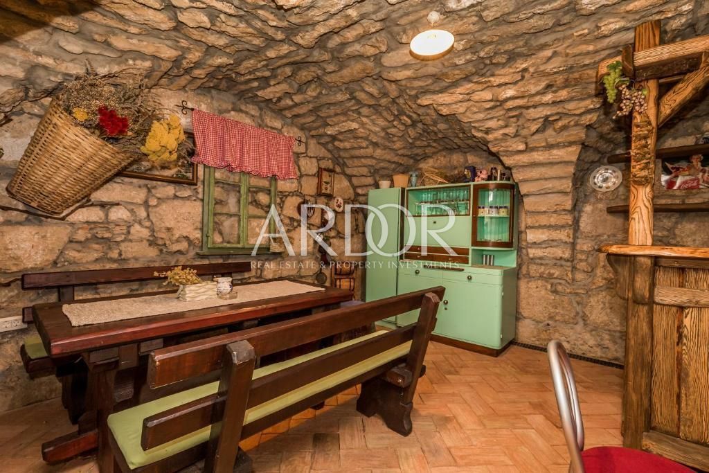 Kuća Na prodaju -  Tribalj