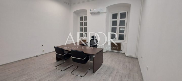 Commerciale in vendita 27 m² – Rijeka