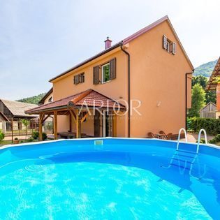 Casa in vendita 200 m² – Ogulin