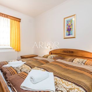 Haus Zu verkaufen - Karlovačka Jasenak