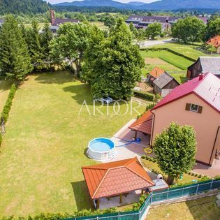 Haus Zu verkaufen - Karlovačka Jasenak
