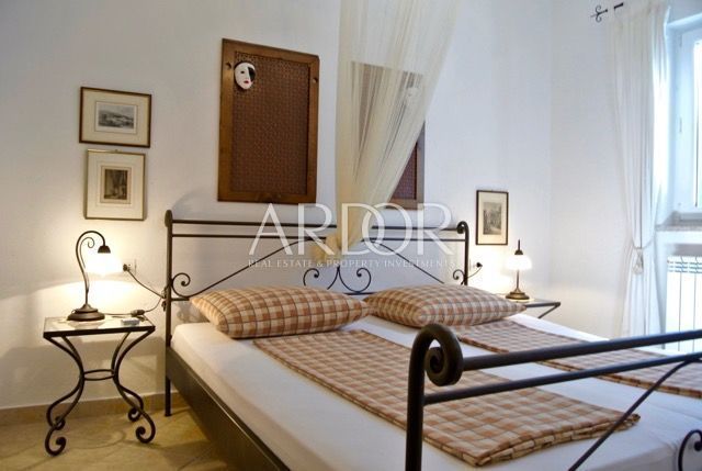 Casa In vendita -  Poreč