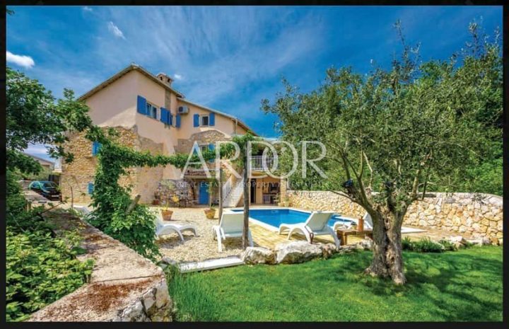 House for sale 170 m² – Dobrinj