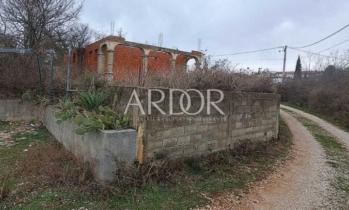 House for sale 180 m² – Dobrinj