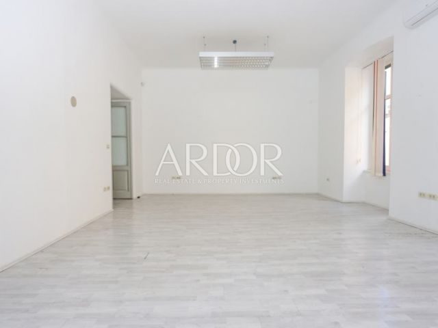Business premises for sale 234 m² – Rijeka
