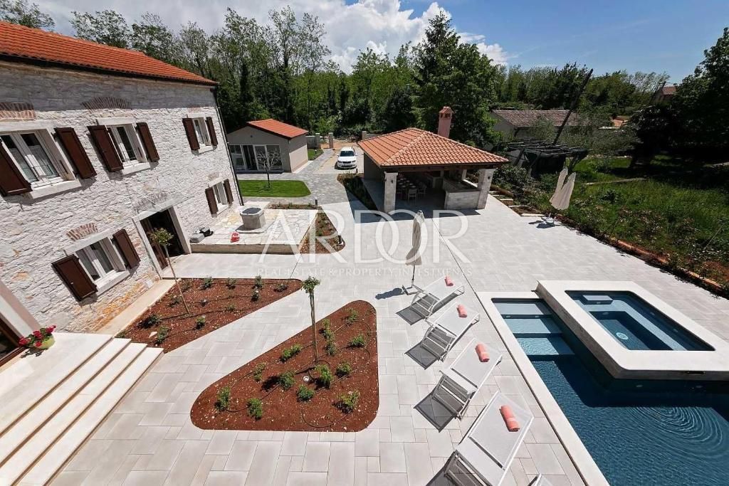 Casa In vendita - Poreč - foto 3/27