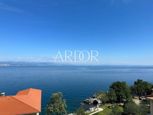 Appartamento in vendita 170 m² – Lovran
