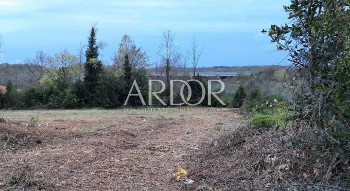 Terrain à vendre 3620 m² – Brtonigla