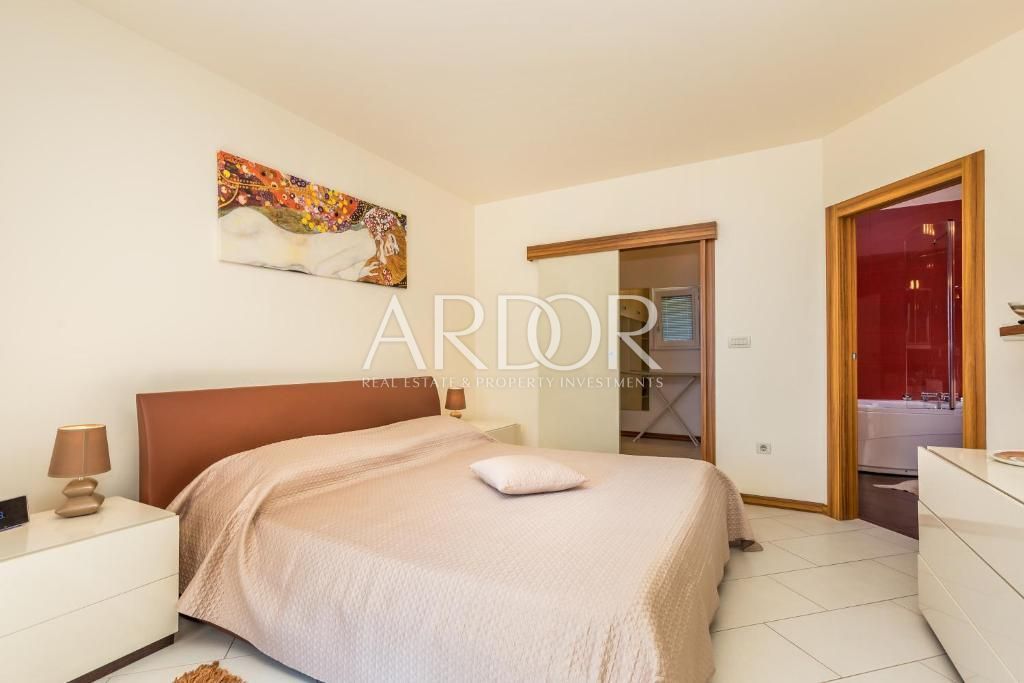Stan Na prodaju -  Opatija - Centar