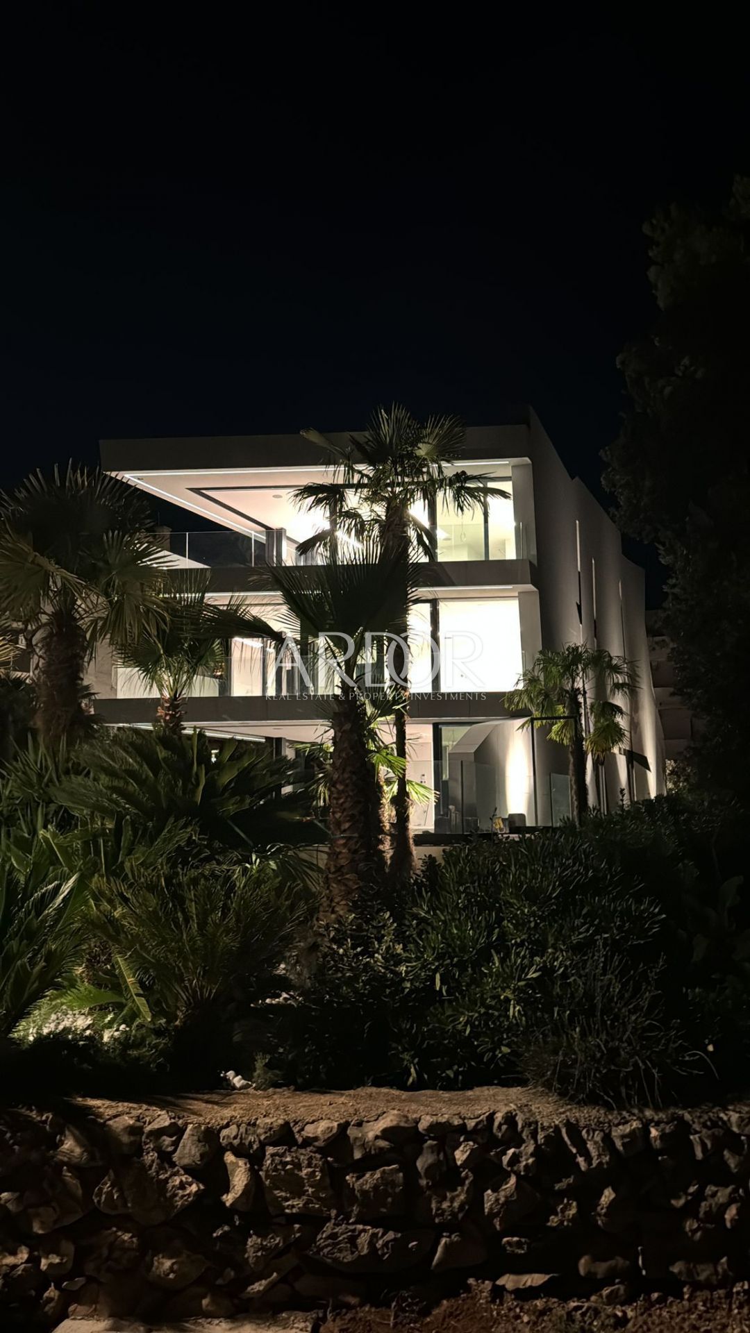 Haus Zu verkaufen -  Novalja