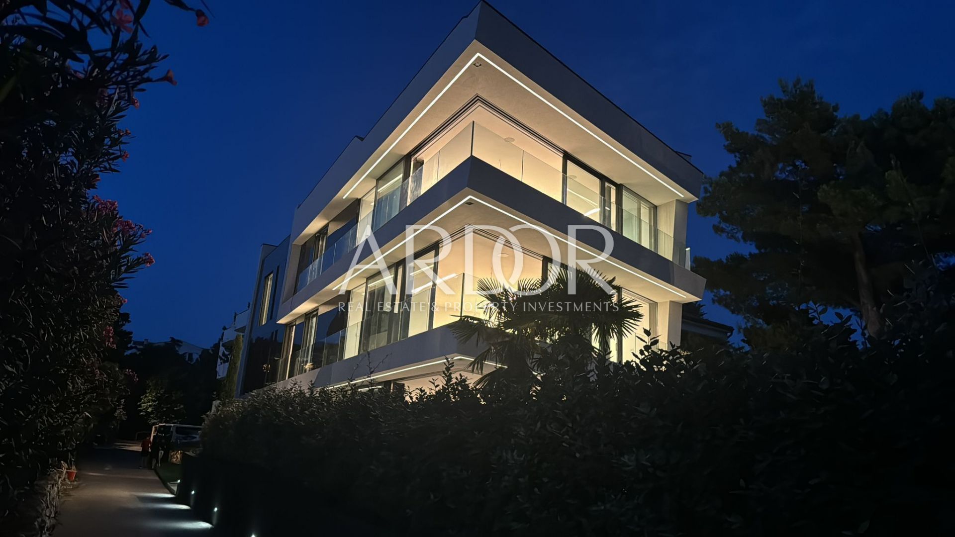 Haus Zu verkaufen -  Novalja