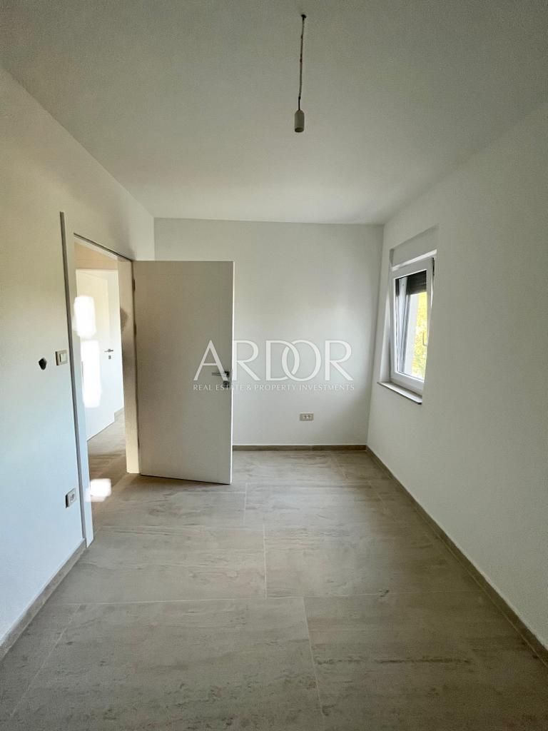 Flat For sale -  Podmurvice