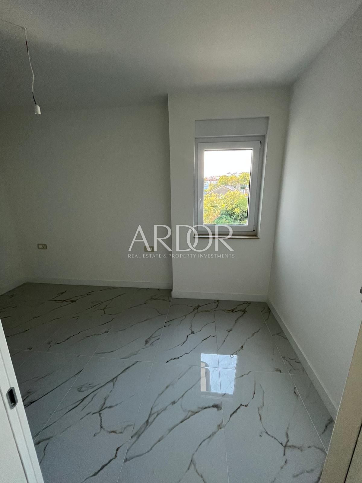 Flat For sale -  Podmurvice