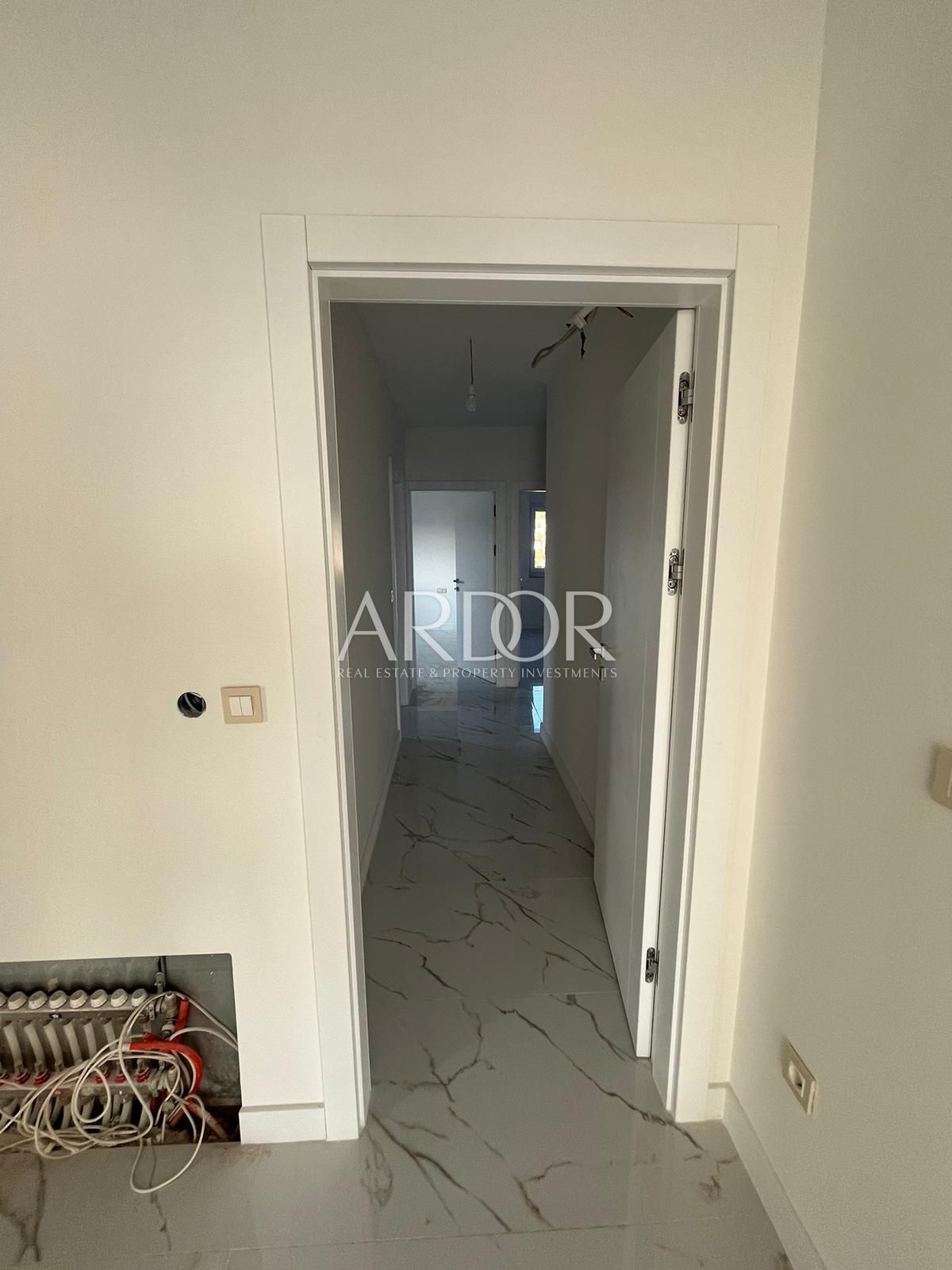 Flat For sale -  Podmurvice