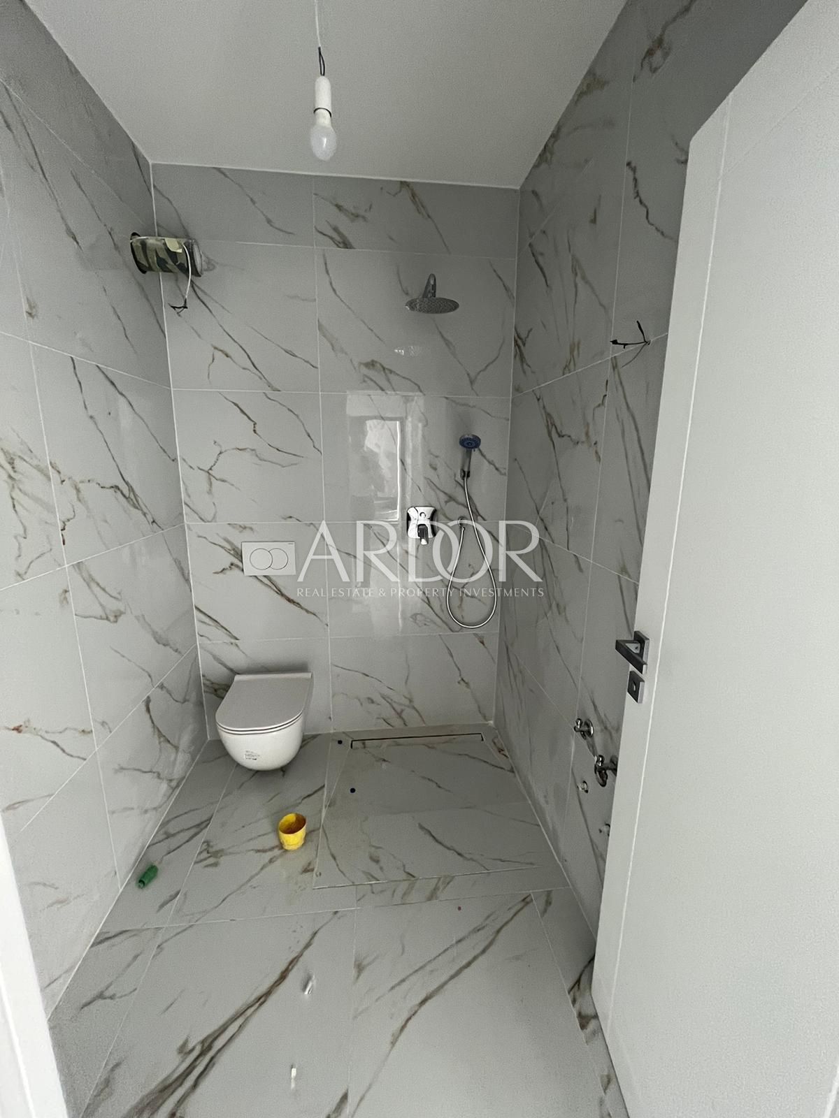 Flat For sale -  Podmurvice