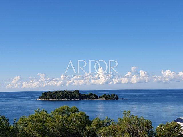 Dům na prodej 600 m² – Rovinj