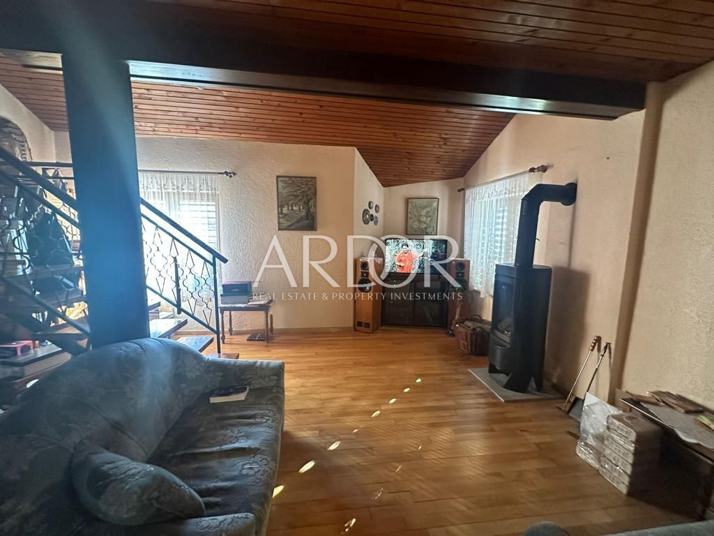 Casa In vendita -  Trinajstići