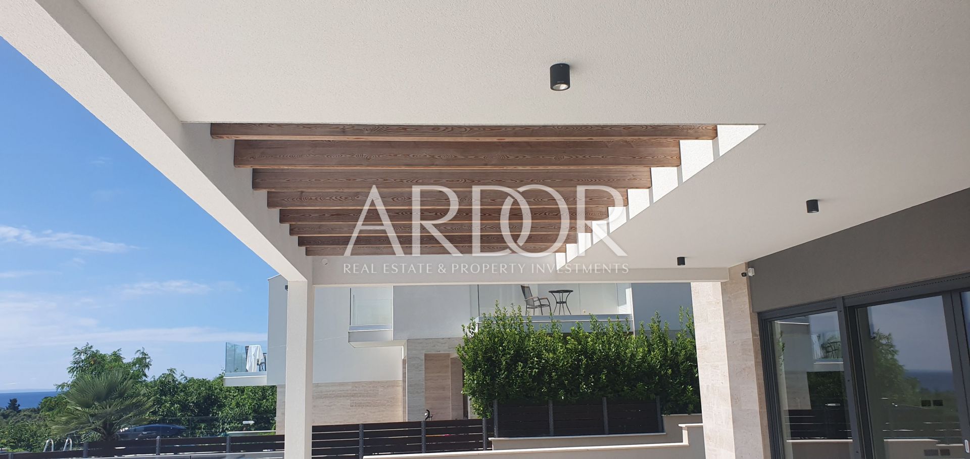 House For sale -  Novalja