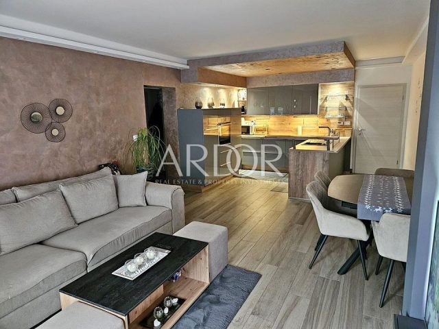 Appartement à vendre 90 m² – Viškovo