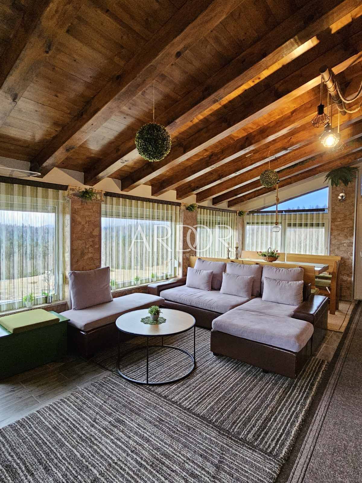 Kuća Na prodaju -  Lokve