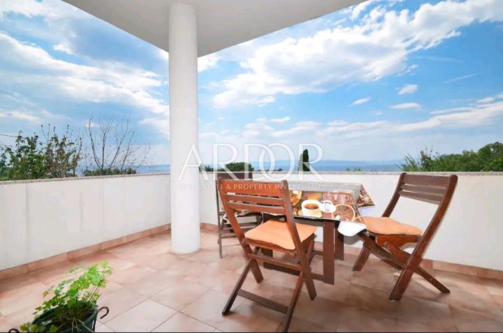 Apartmán na prodej 55 m² – Kostrena