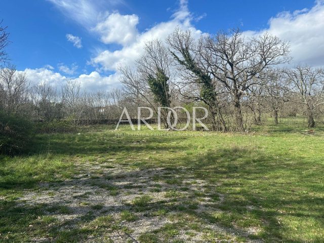 Pozemek na prodej 36000 m² – Bakar