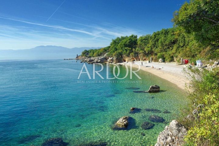 Casa in vendita 300 m² – Kostrena