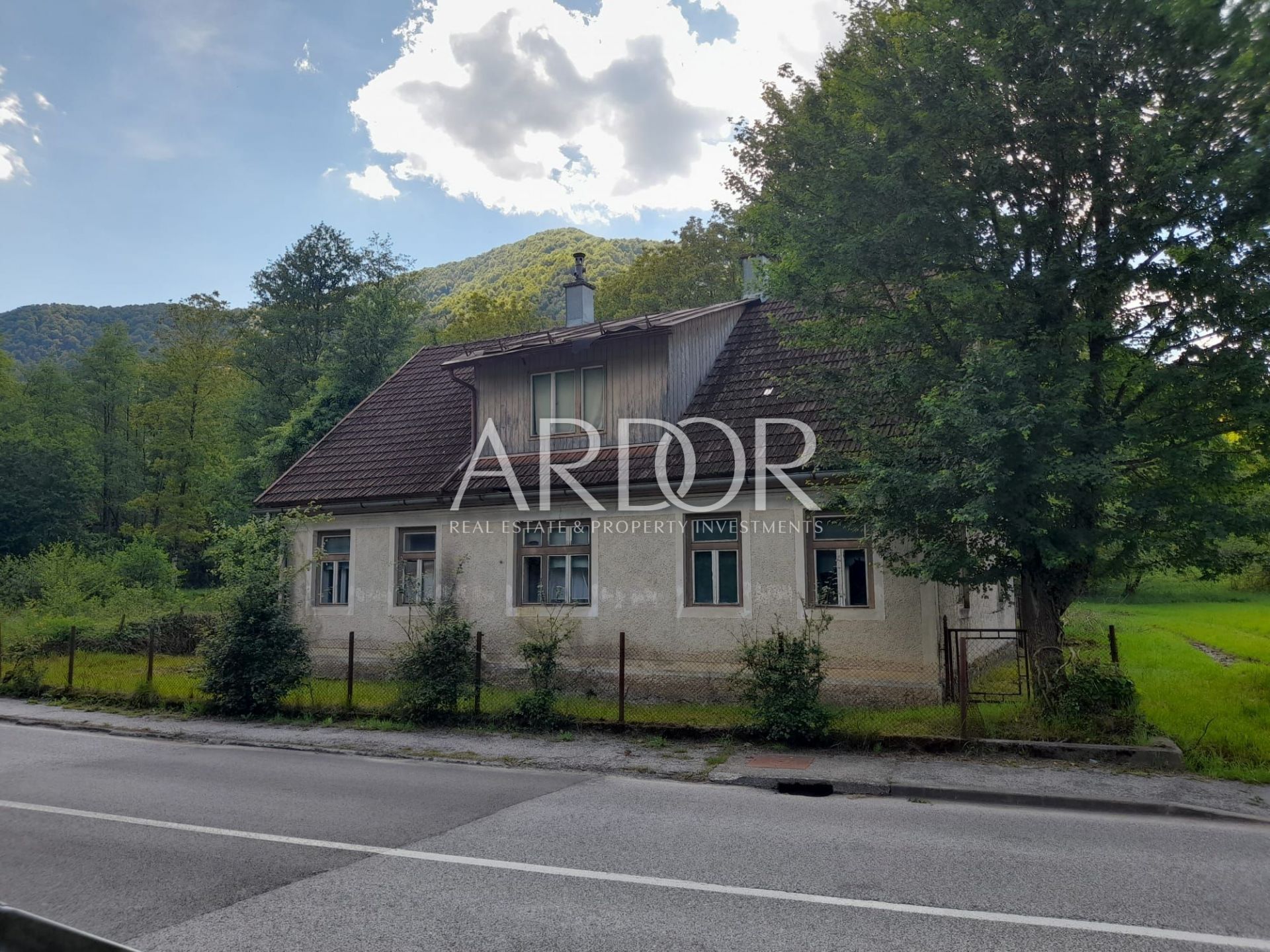Maison À vendre -  Brod na Kupi