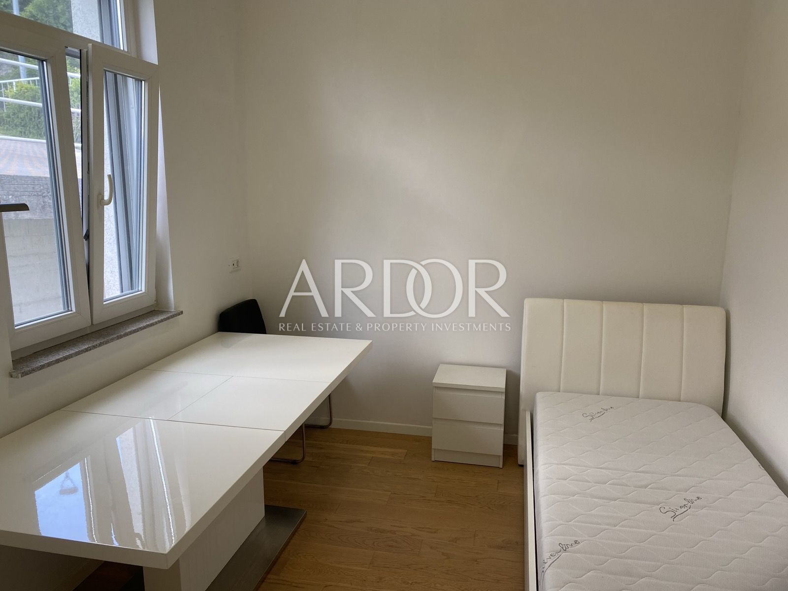 Appartement À vendre -  Rešetari