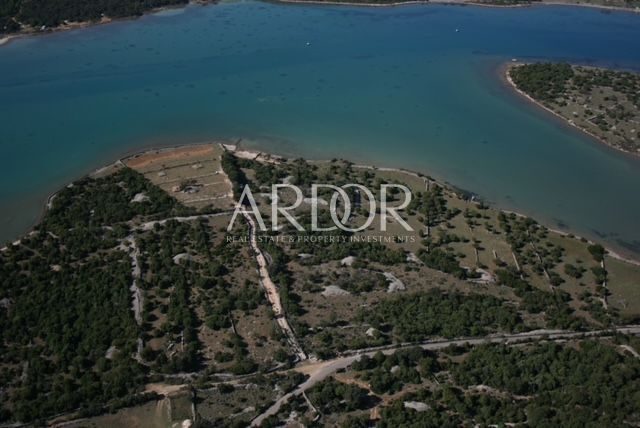 Pozemek na prodej 7000 m² – Mali Lošinj