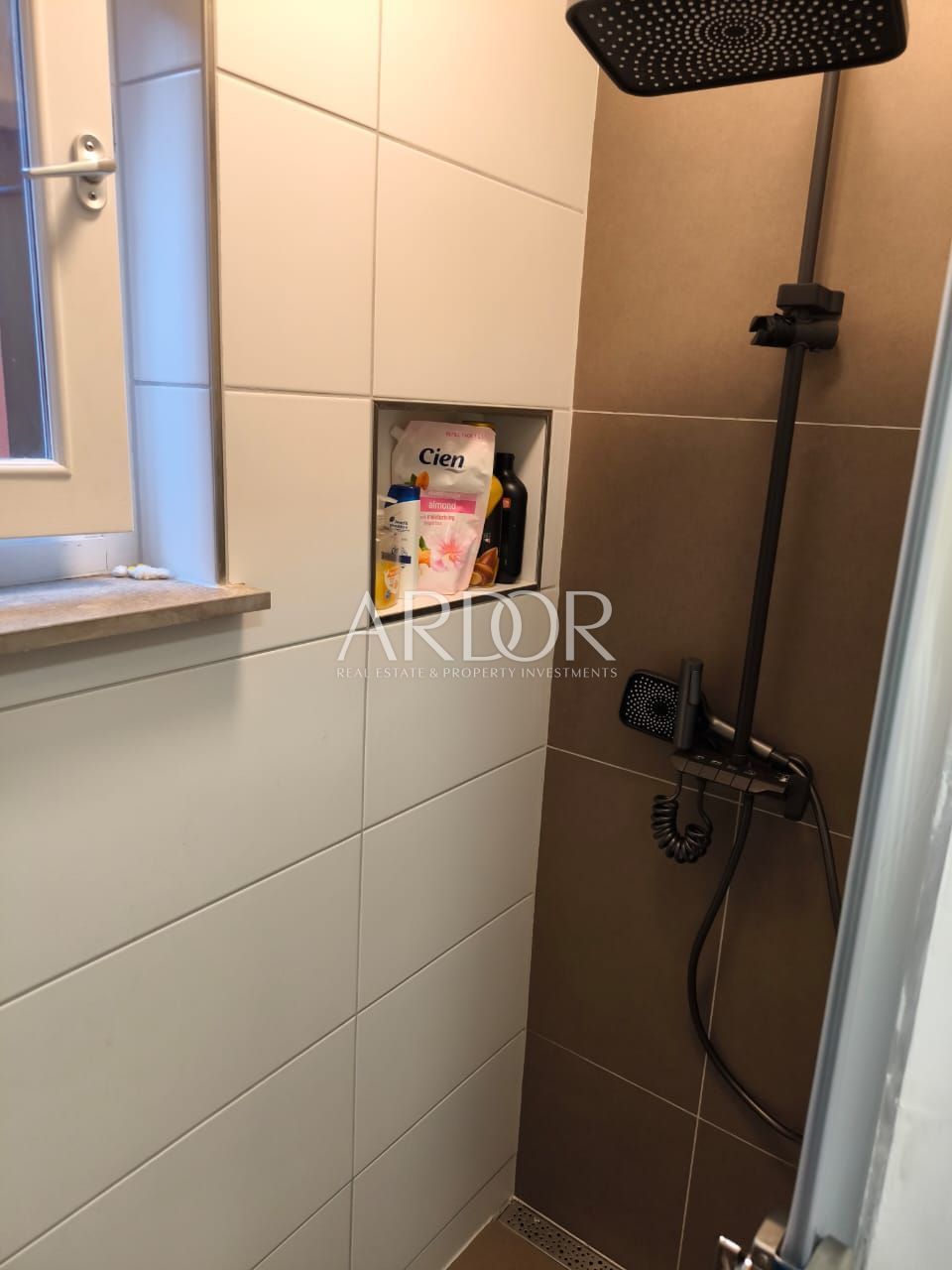 Kuća Na prodaju -  Mali Lošinj
