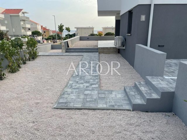 Appartamento in vendita 309 m² – Novalja
