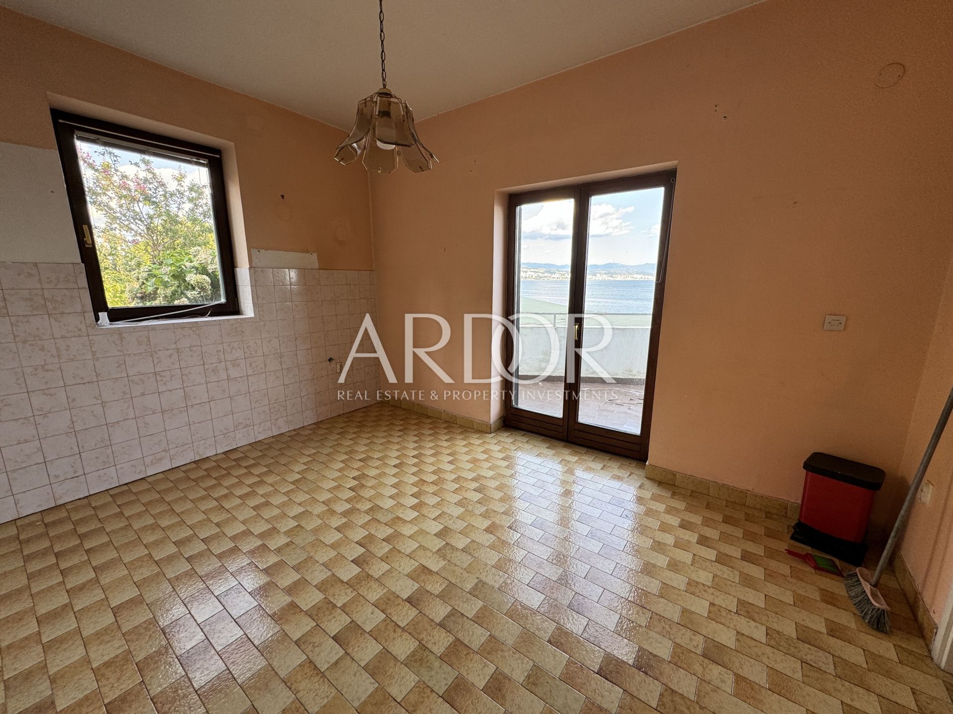 Flat For sale -  Opatija - Centar