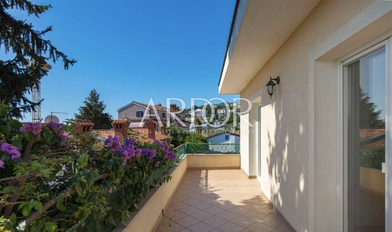 House For sale - Primorsko-goranska Ičići