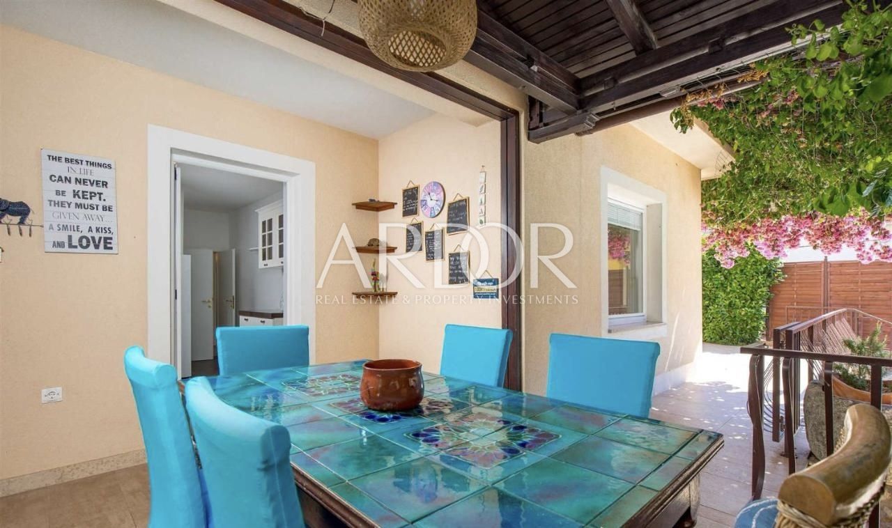 House For sale - Primorsko-goranska Ičići