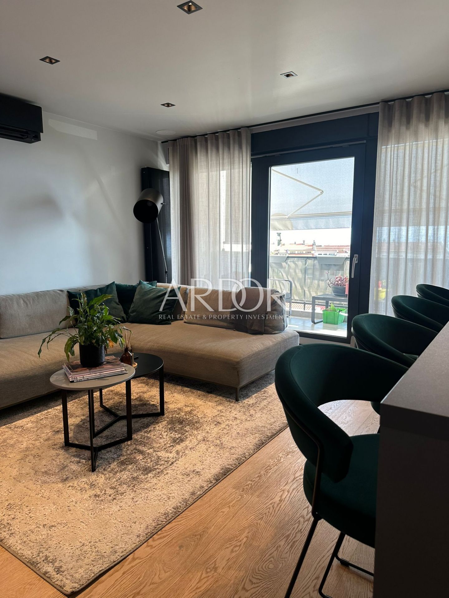 Flat For sale -  Marčeljeva Draga