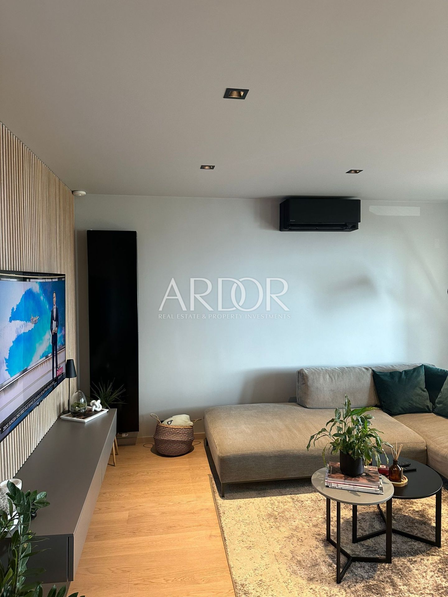 Flat For sale -  Marčeljeva Draga