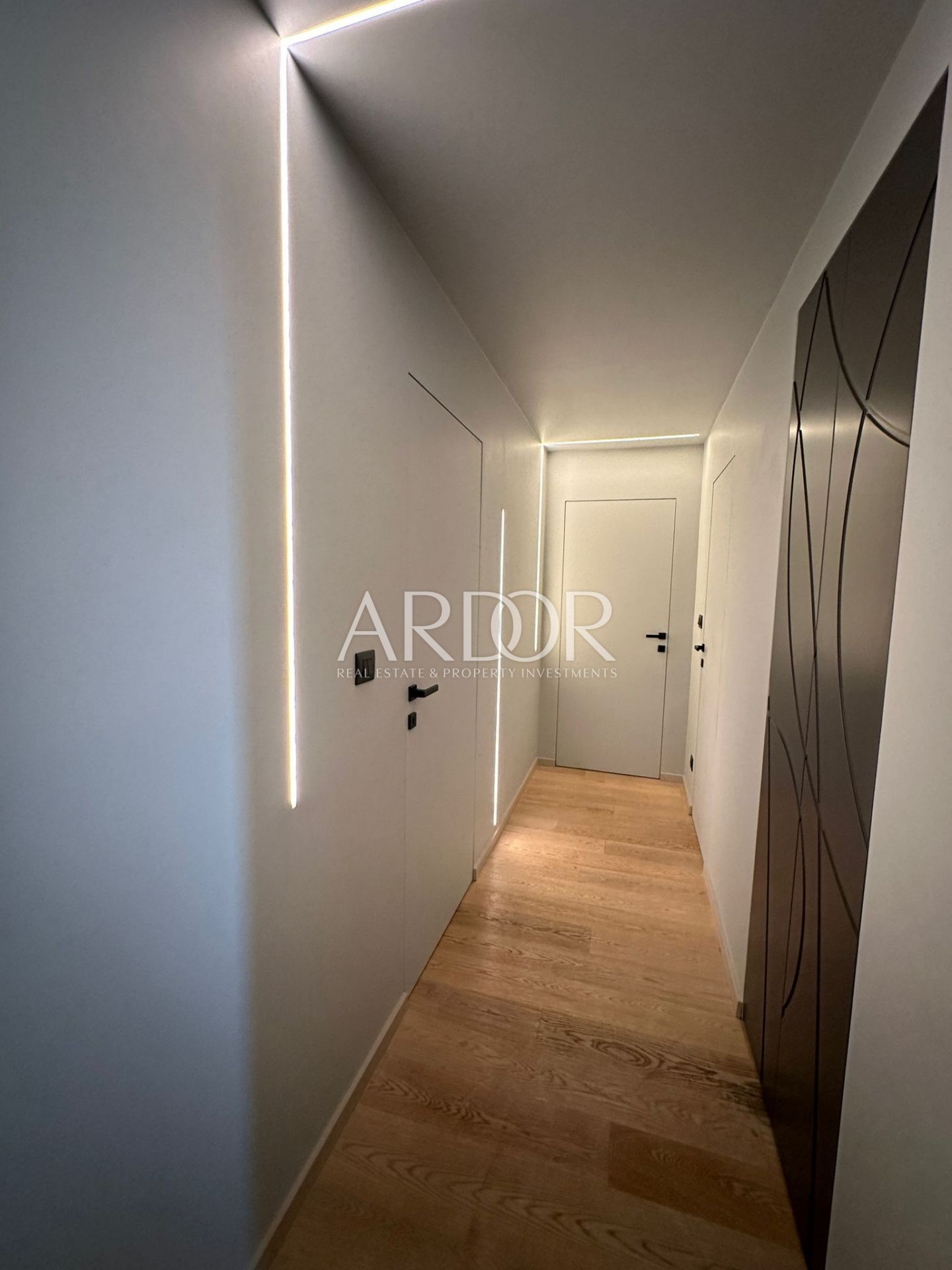 Flat For sale -  Marčeljeva Draga