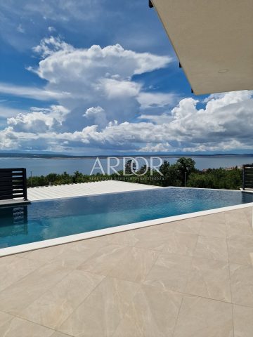 Dům na prodej 200 m² – Crikvenica
