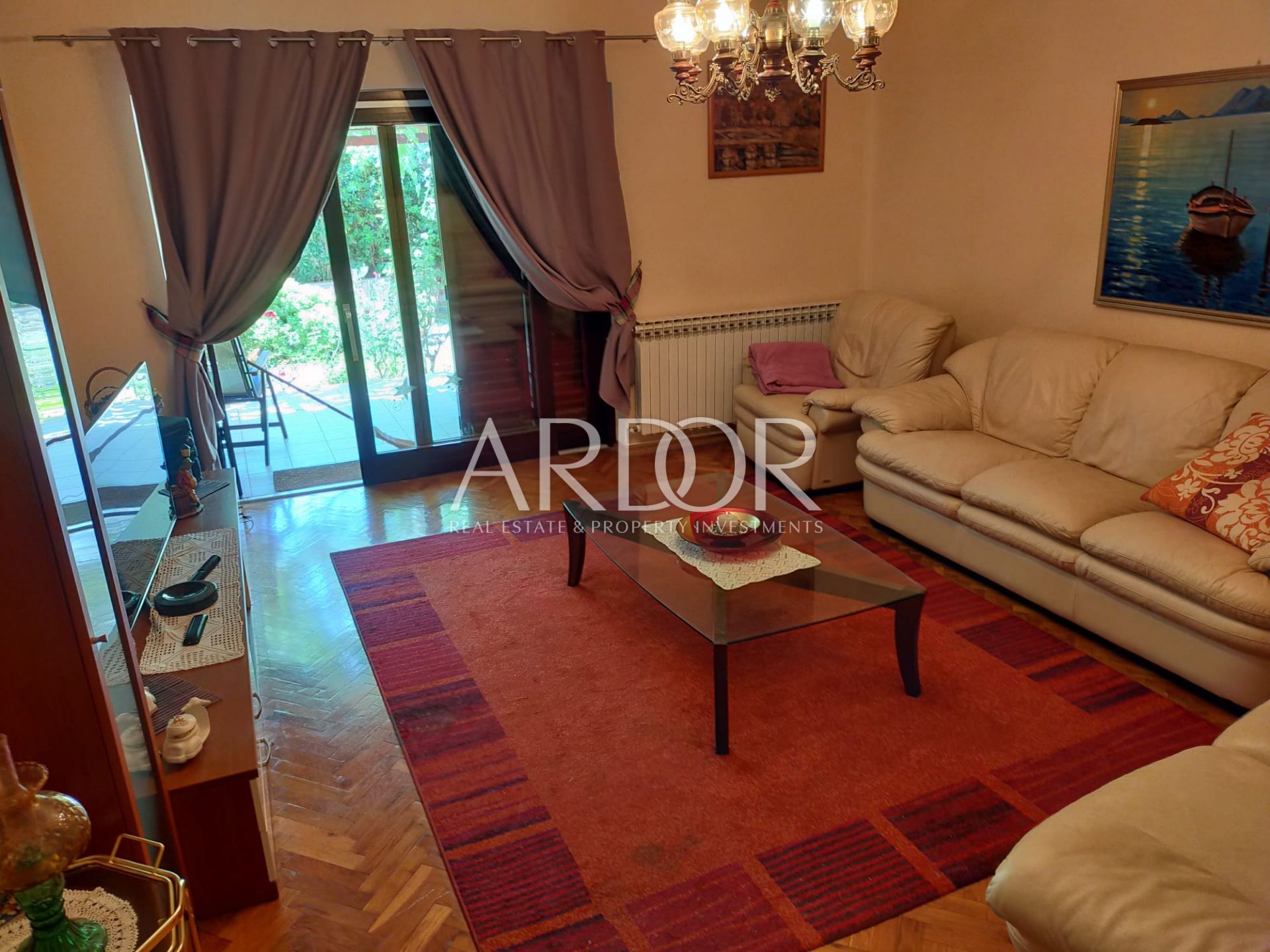 Apartmán Na prodej -  Jurandvor