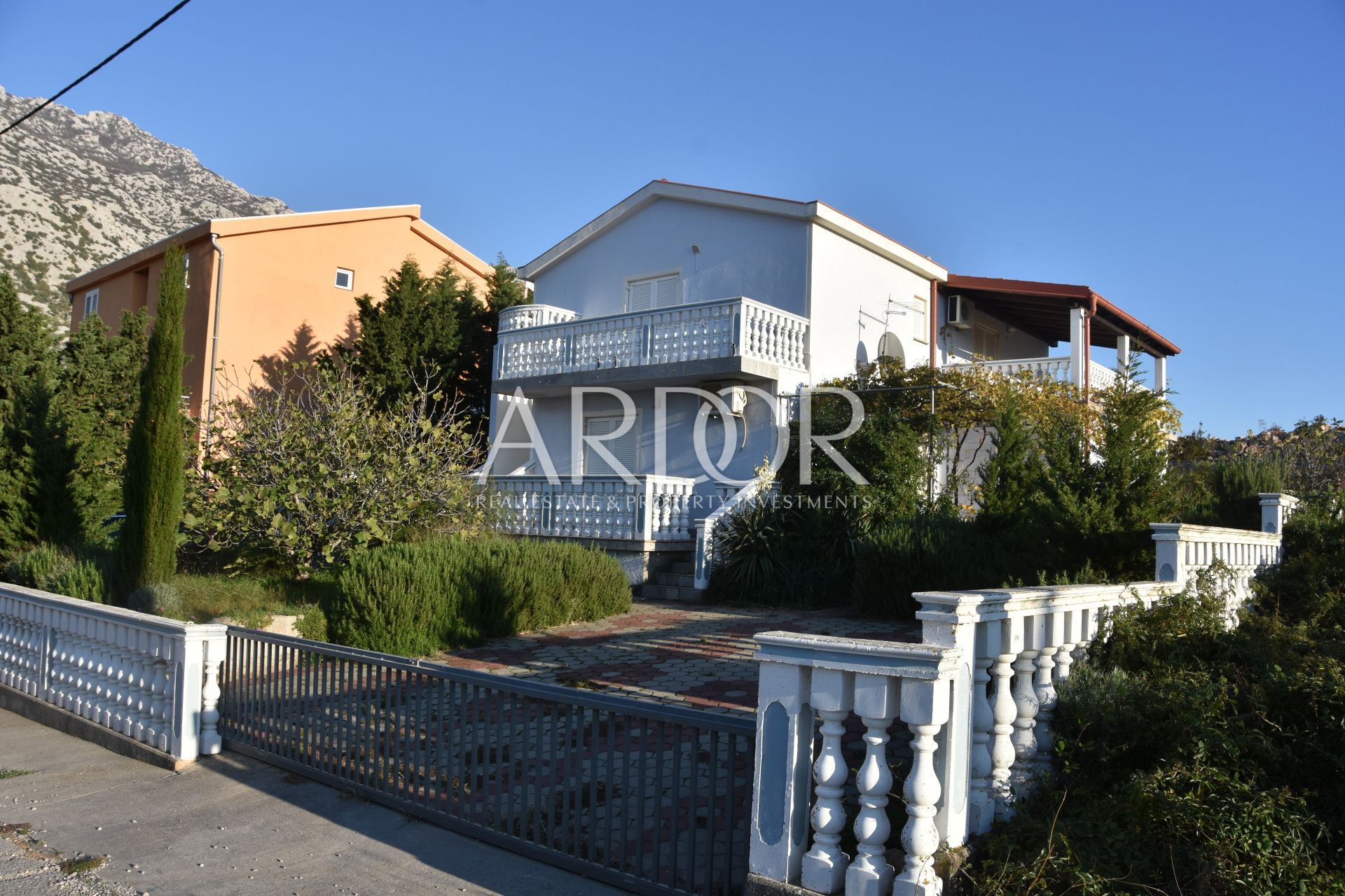 House For sale - Ličko-senjska Karlobag - foto 1/43
