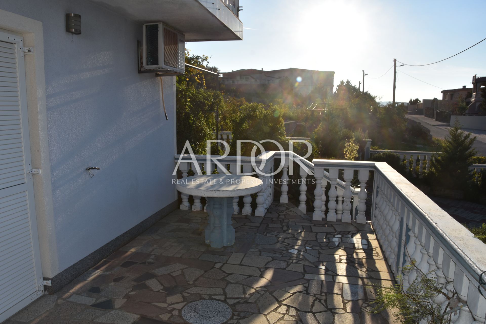 House For sale - Ličko-senjska Karlobag