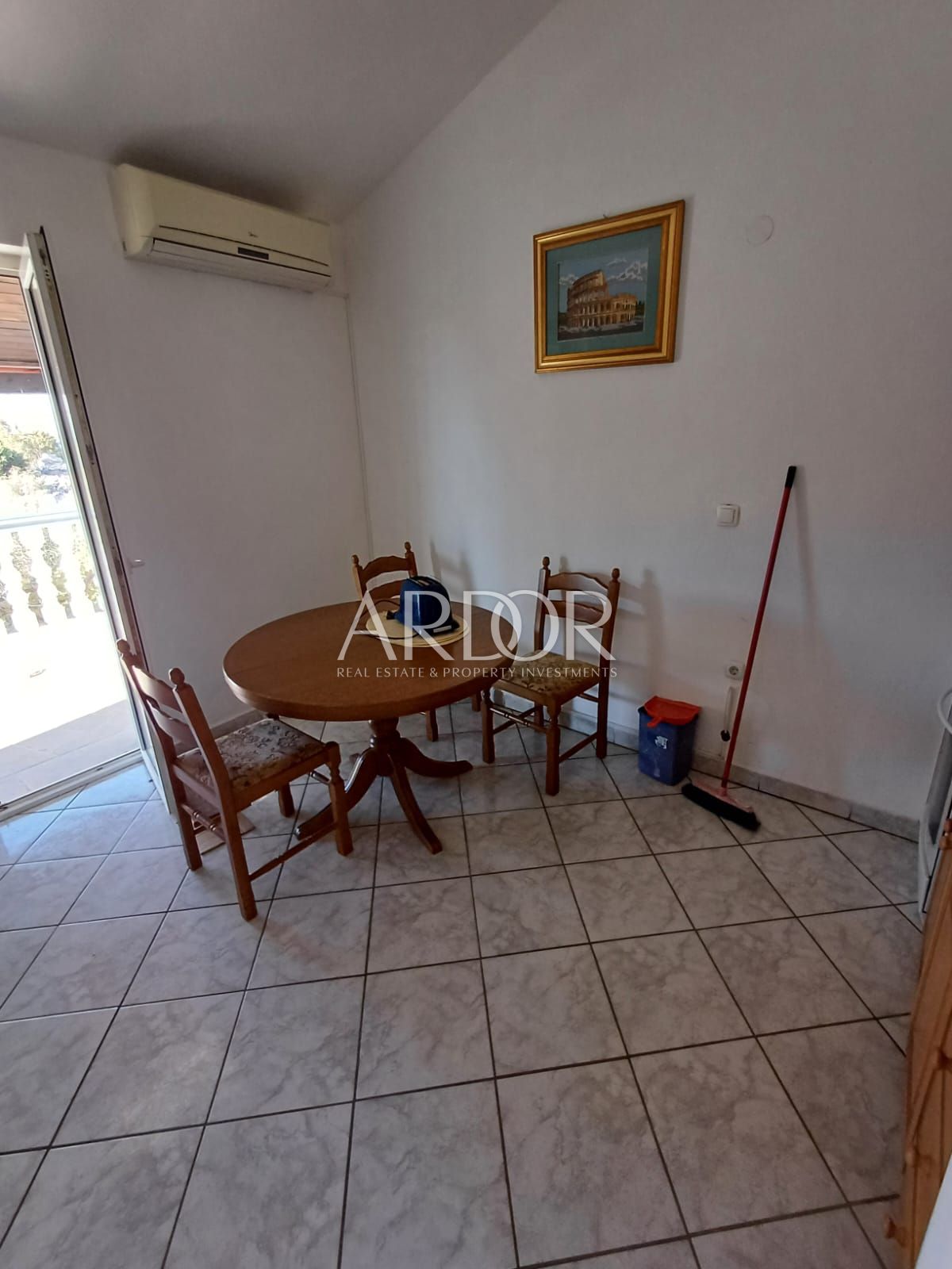 House For sale - Ličko-senjska Karlobag