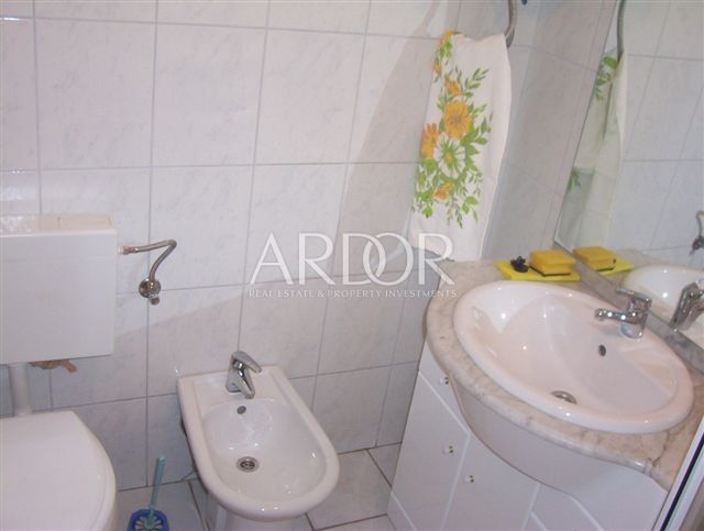 House For sale - Ličko-senjska Karlobag