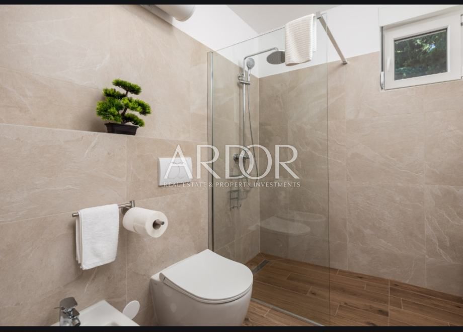 Apartma Naprodaj - Primorsko-goranska Paveki