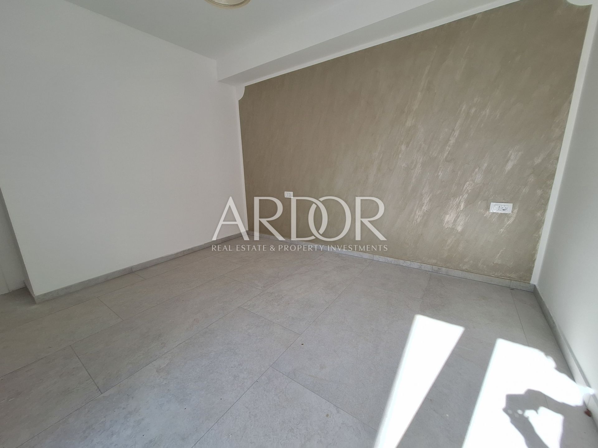 Flat For sale -  Srdoči