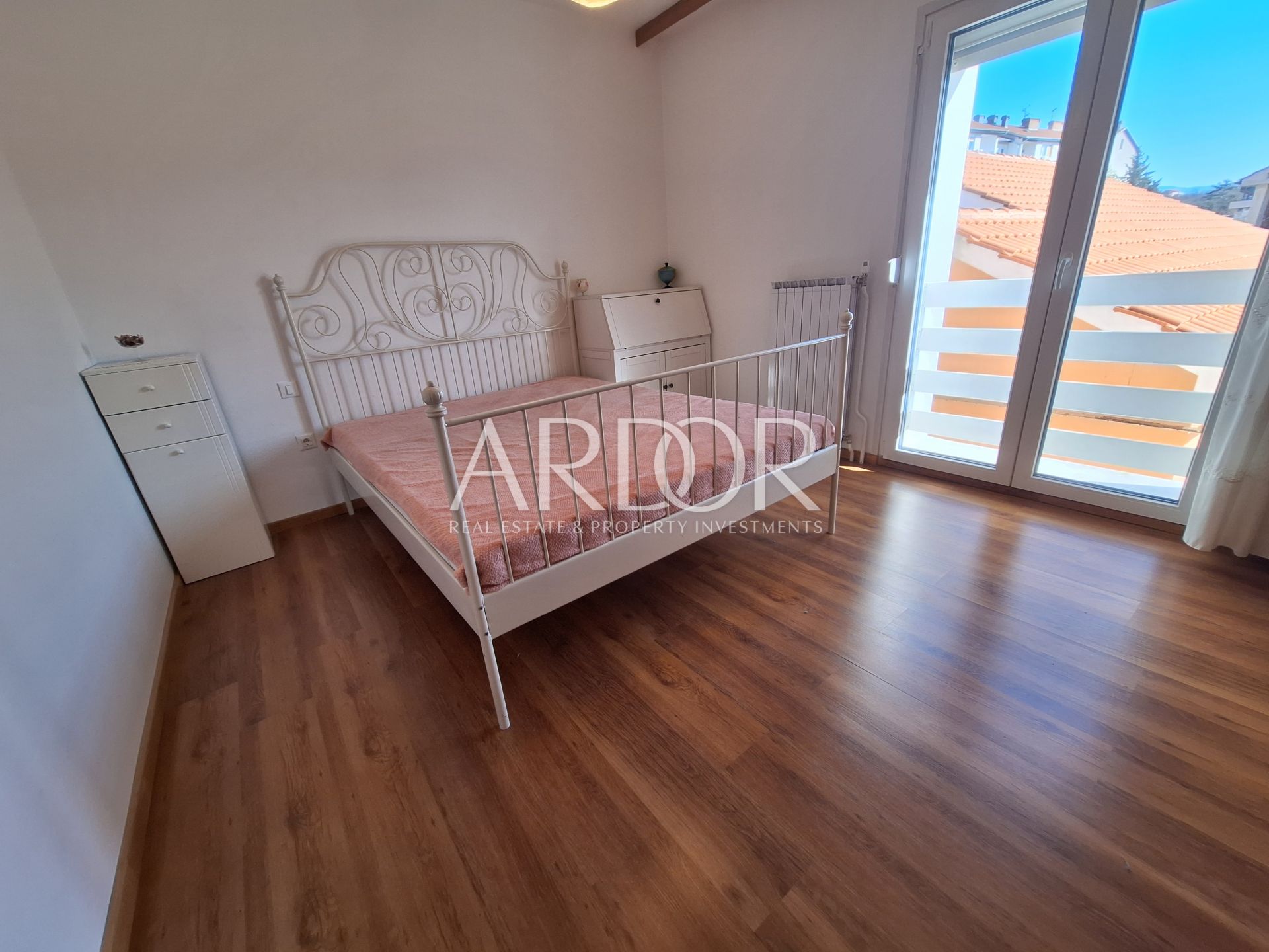 Flat For sale -  Srdoči