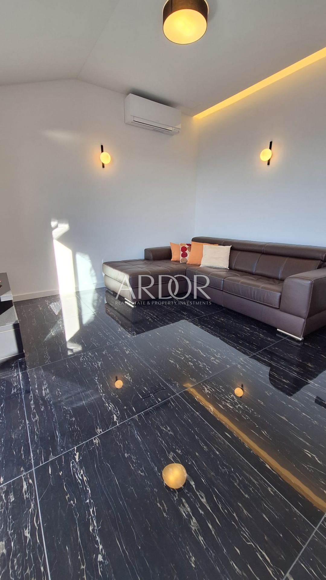 Apartma Na predaj -  Kostrena